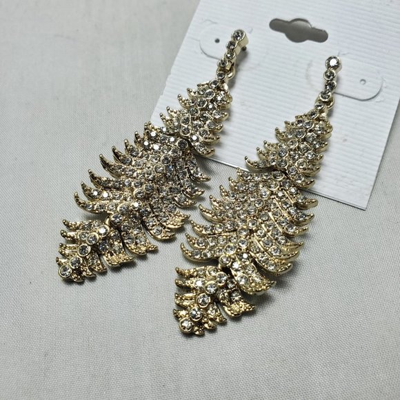 Bijou gold feathered leaf drop earring with rhinestones pierced earring - Picture 4 of 5